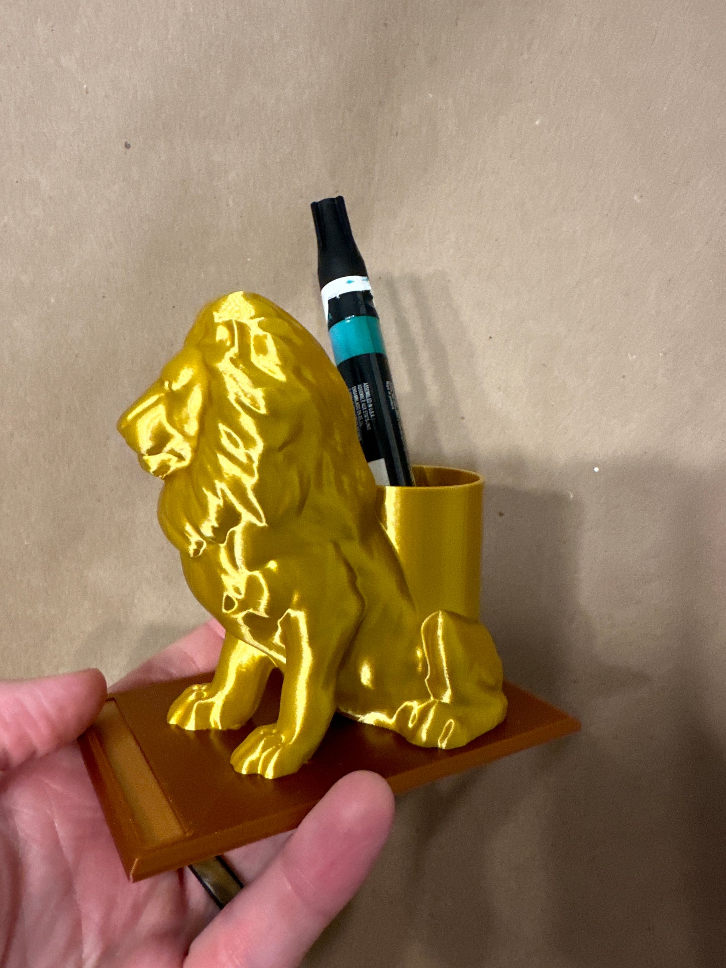 Lion Pen Holder